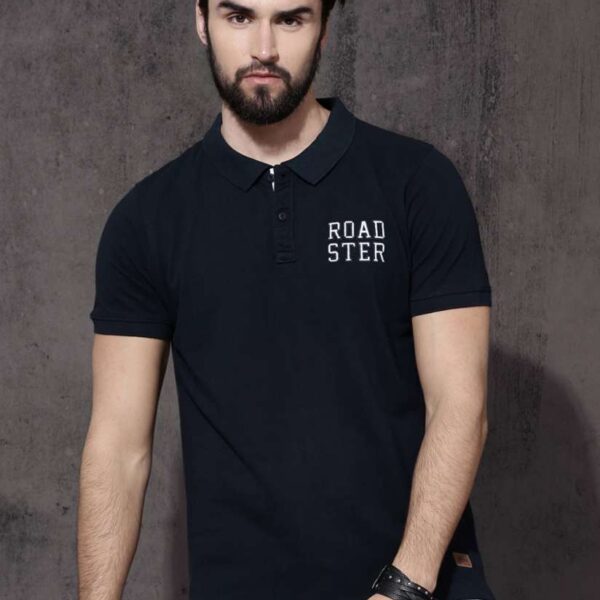 Roadster-Men-Navy-Blue-Solid-Polo-Collar-T-shirt