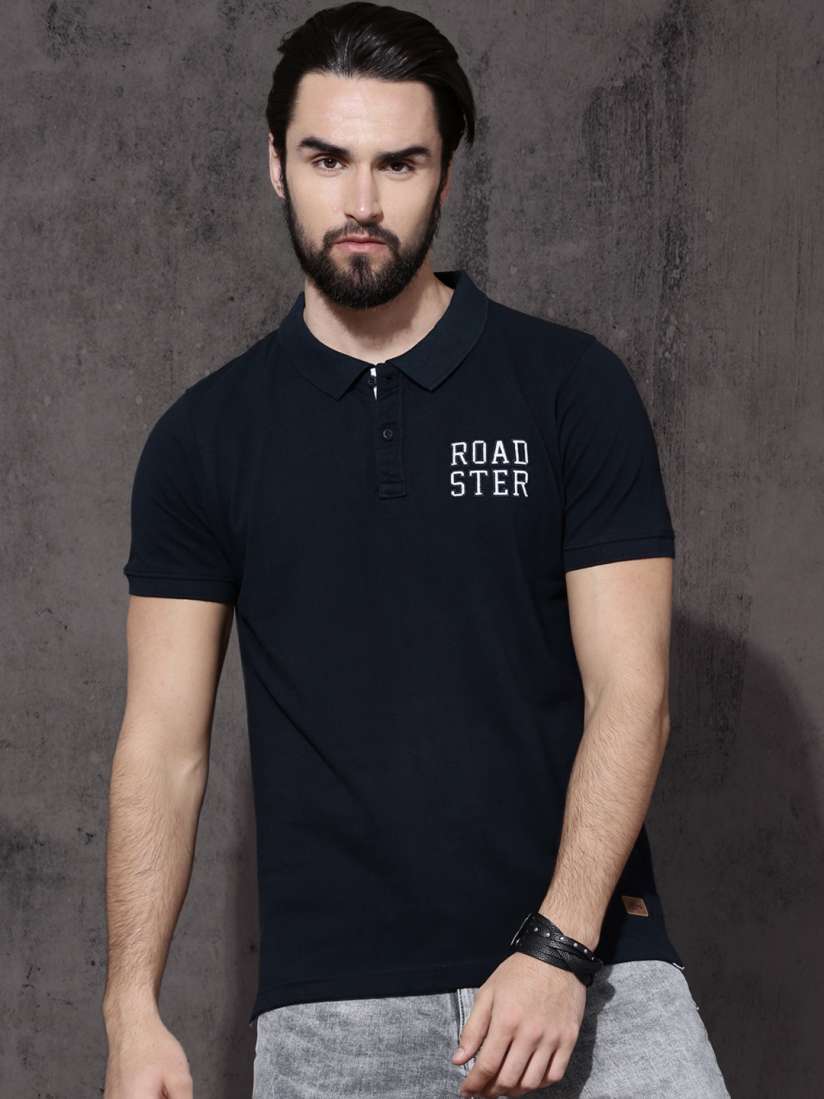 Roadster-Men-Navy-Blue-Solid-Polo-Collar-T-shirt
